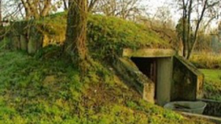 Kiásták a magyar bunkereket