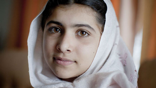 Több mint 100 ezer dollárért kelt el Malala portréja