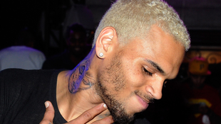 Chris Brown nem bír magával