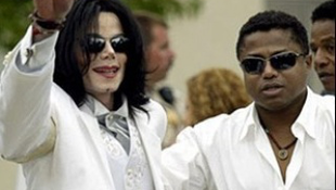 Michael Jackson testvére védelmébe vette brutális apjukat