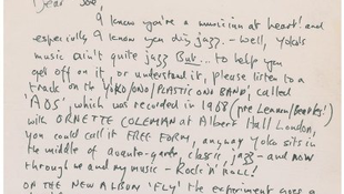 Elárverezték John Lennon kézzel írott levelét