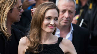 Angelina Jolie visszavonul