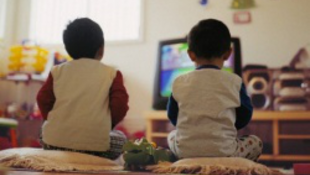 Öt éves korig tilos a tévé