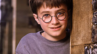 24 éves Daniel Radcliffe