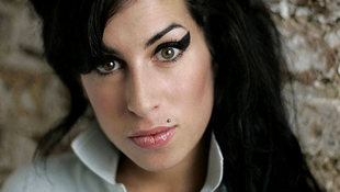 Nagyközönség előtt Amy Winehouse titkai