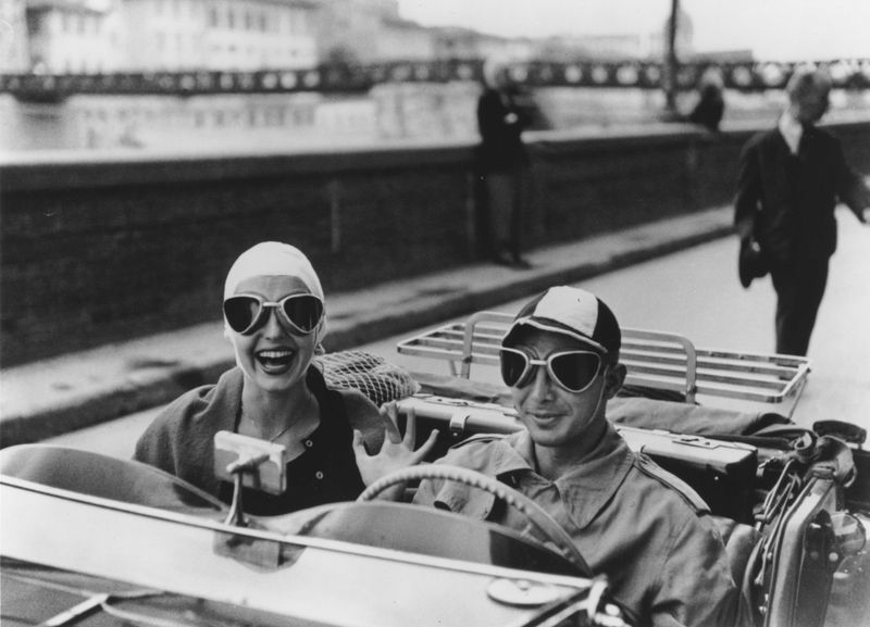 Ruth Orkin: Jinx és Justin az MG-ben, Firenze, Olaszország, 1951