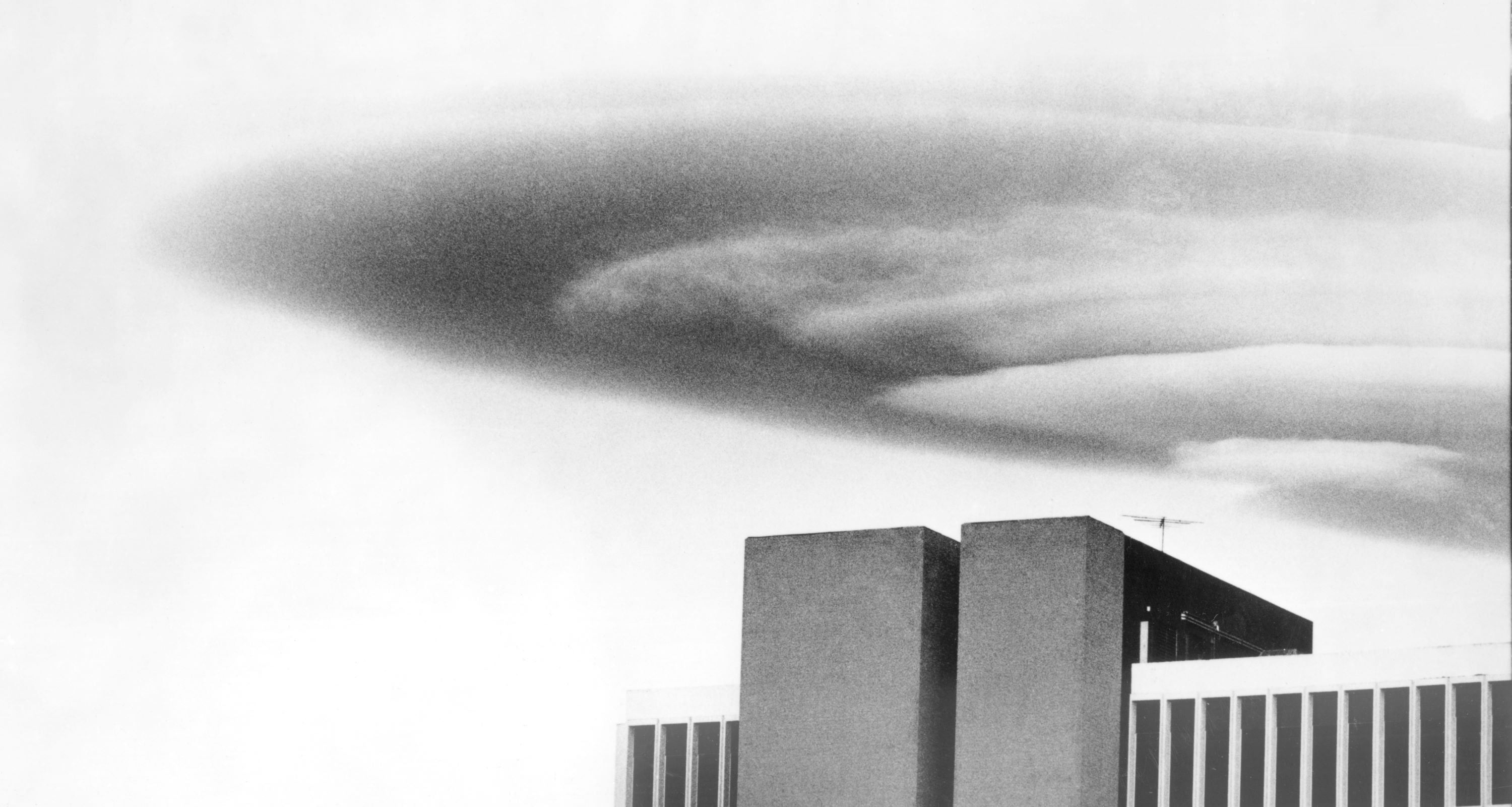 UFO - 1990-es évek, Los Angeles