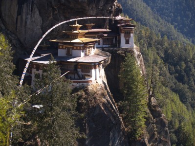 Taktsang-Monastery-2-Panoramic-Journeys-399x300.jpg