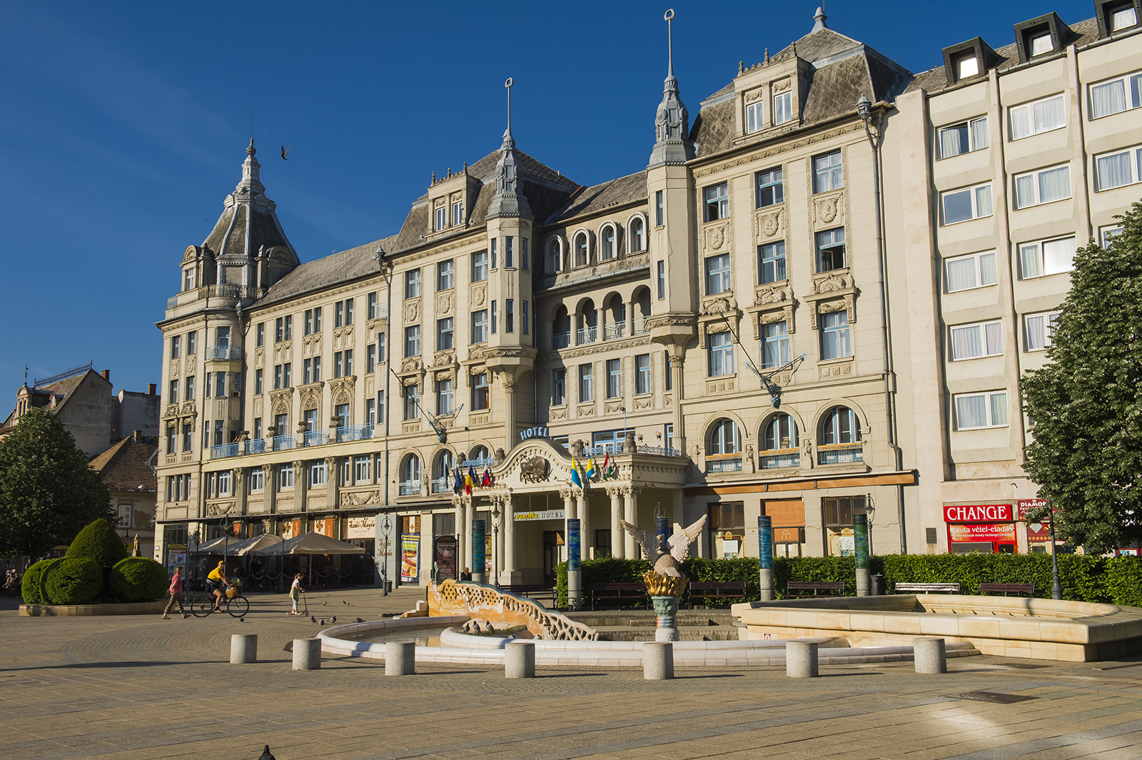 20121121134224_aranybika-debrecen-termalfurdo-2.jpg