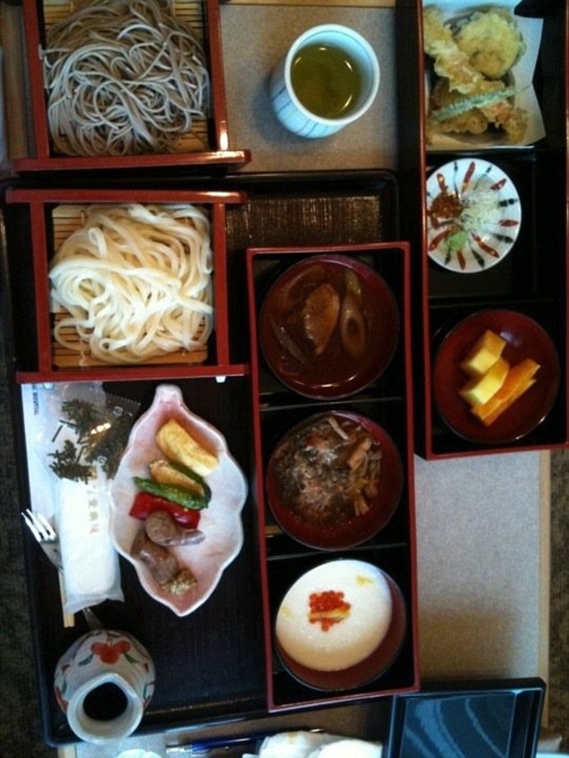 Japán: zöldségek, hús, hal, tészta, tempura
