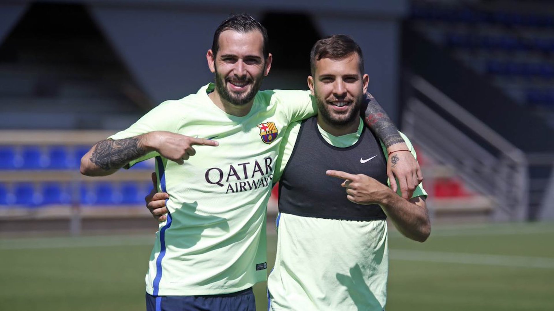 aleix-vidal-jordi-alba-barcelona-training_1vngpsbahtdza12tii7a1lcckh.jpg