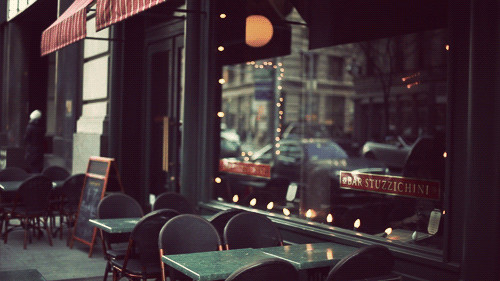 tumblr_static_r2_cafe_cinemagraphs_gif_inspiration_photography-9019a3cef76ee41aa55a271b564a0f3b_h.jpg