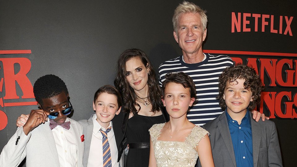 stranger_things_cast_getty_h_2016.jpg