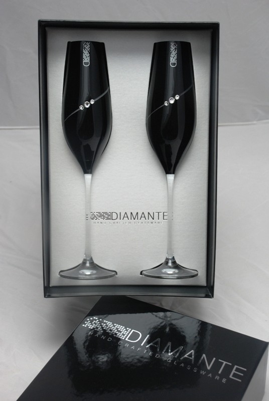 diamante-black-champagne-flutes-boxed-gift.jpg