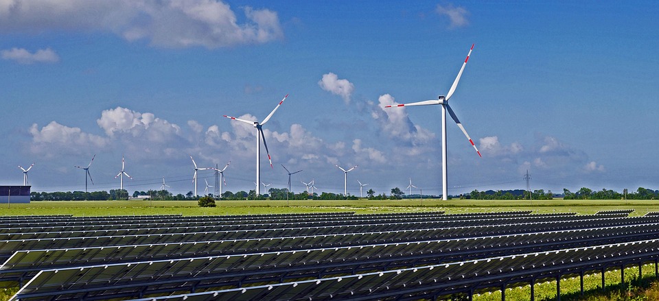 solarpark-1288842_960_720.jpg