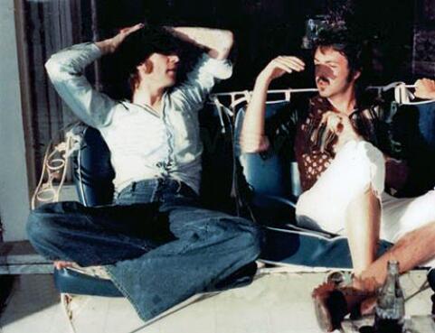 az utolsü fotó Lennonról és mccartney-ről 1974.jpg