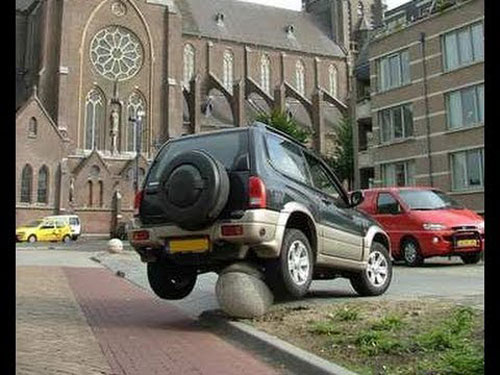 bad-parking-stone-sphere.jpg