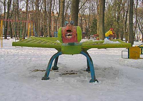 creepy-playgrounds-bugfacething.jpg