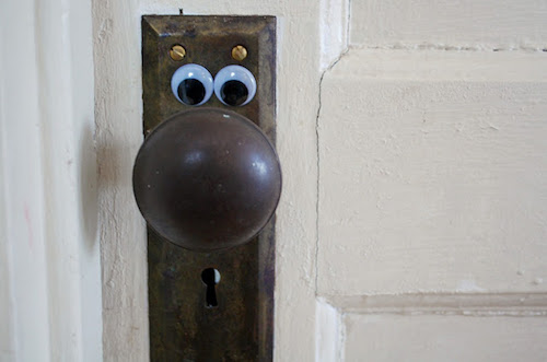 googly-eyes-door.jpg