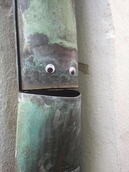 googly-eyes-pipe.jpg