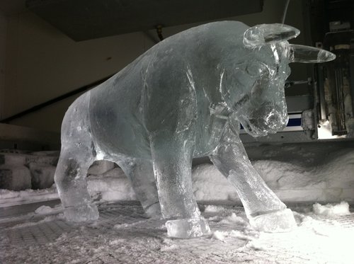 ice-sculptures-bull.jpg