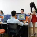 "Stresszoldó" hölgyekkel csábítják a programozókat a kínai cégek