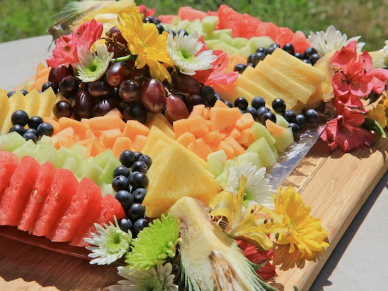 117619-how-to-make-a-beautiful-fruit-tray-brunch-fruit-platter.jpg