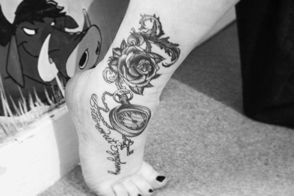clock-tattoo-on-ankle-2015.jpg