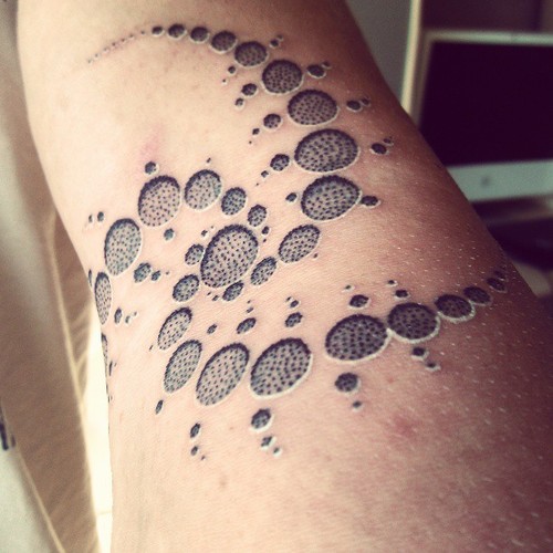 cool-circle-tattoo-design-2.jpg