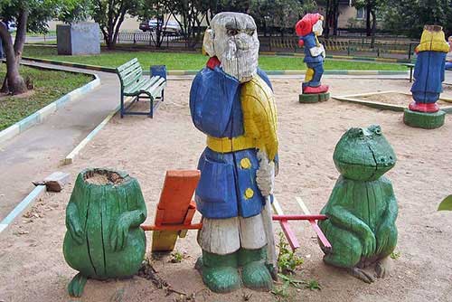 creepy-playgrounds-manandfrogs.jpg