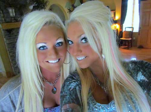 makeup-fails-twins.jpg