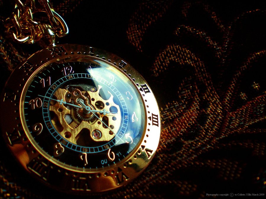 steampunk_pocketwatch_by_purpleglovez.jpg