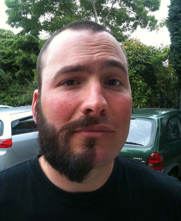 weird-ugly-strange-shaving-shaved-shave-people-men-guys-pictures-photos-pics-images-beard-half-10.jpg