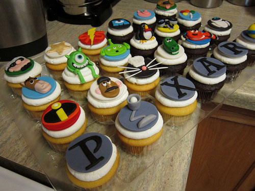movie-cupcakes-pixar.jpg