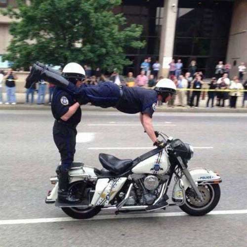 police-being-awesome-stunts.jpg