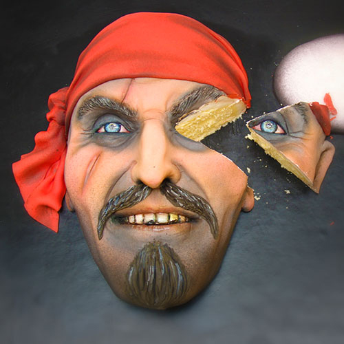 real-cake-piratehead.jpg