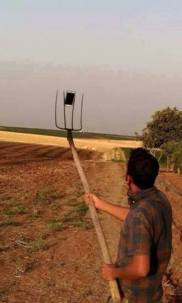selfie-stick-alternative-farmer-rake.jpg