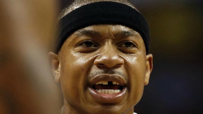 boston-celtics-isaiah-thomas-missing-tooth-wizards-50117.jpg