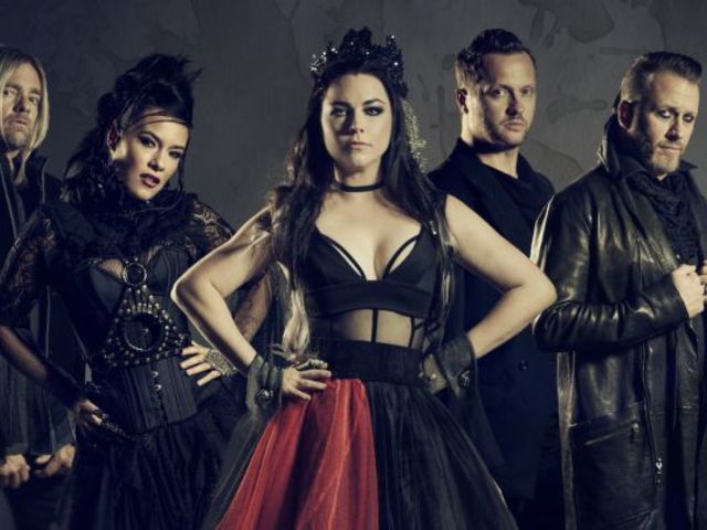 Jolesik Visszaterni A Gyokerekhez Es Ujra Rockzenekarkent Letezni Evanescence Interju Amy Lee Vel Langolo Gitarok