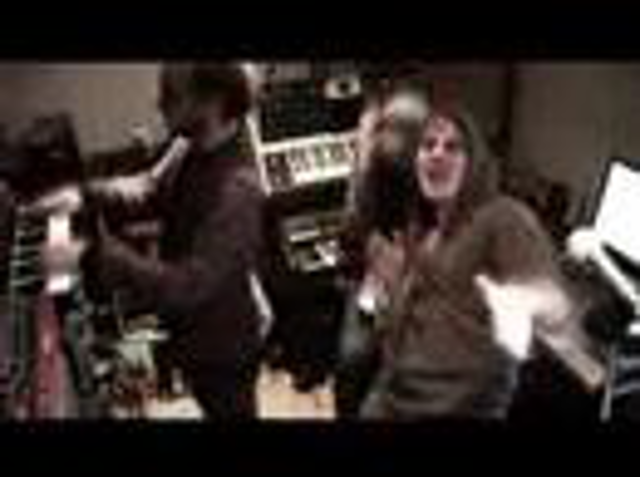 Születésnapi meglepetés az Ötkerttől – Nyerj jegyet az Atomic Hooligan koncertjére!