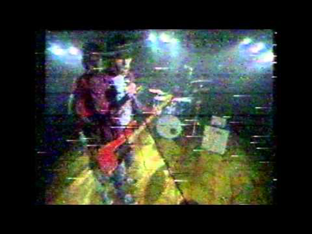 Vissza a garázsba - The Cribs-lemezritika