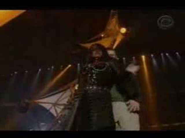 Nem lesz mellbimbó Madonna Super Bowl-show-jában