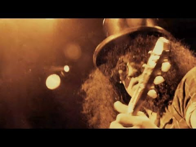 Májusban jön Slash második szólólemeze