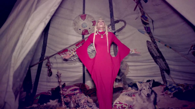 Rasszista a No Doubt új videója