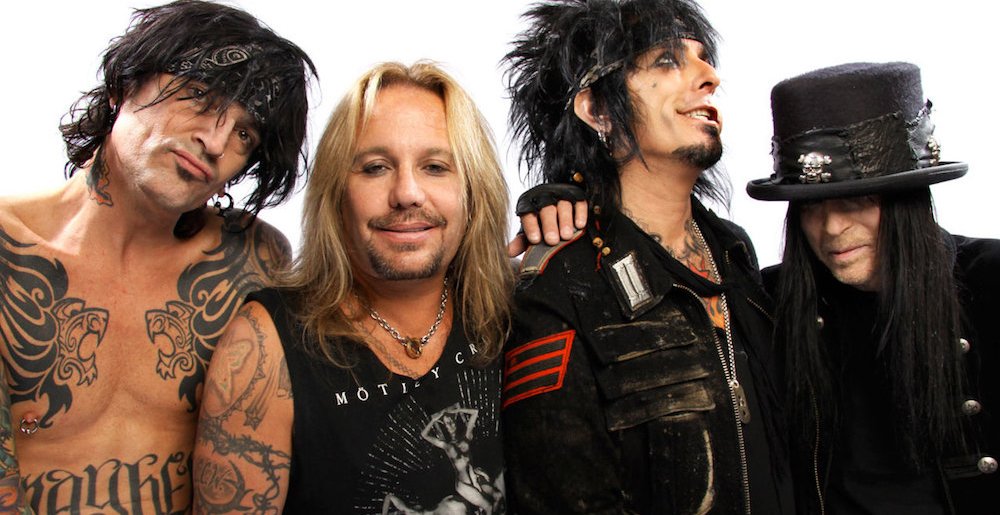 motley-crue-fairly-recent-photo-1000x515.jpg