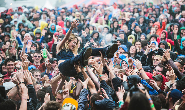 2015wolfalice_live_glastonbury2015_14_jh300615_article_x4.jpg