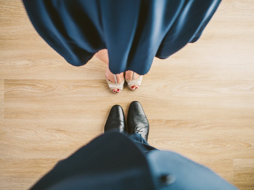 suit-couple-blue-shoes_1.jpg