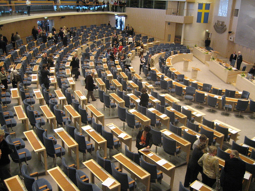 1024px-riksdag_assembly_hall_2006.jpg