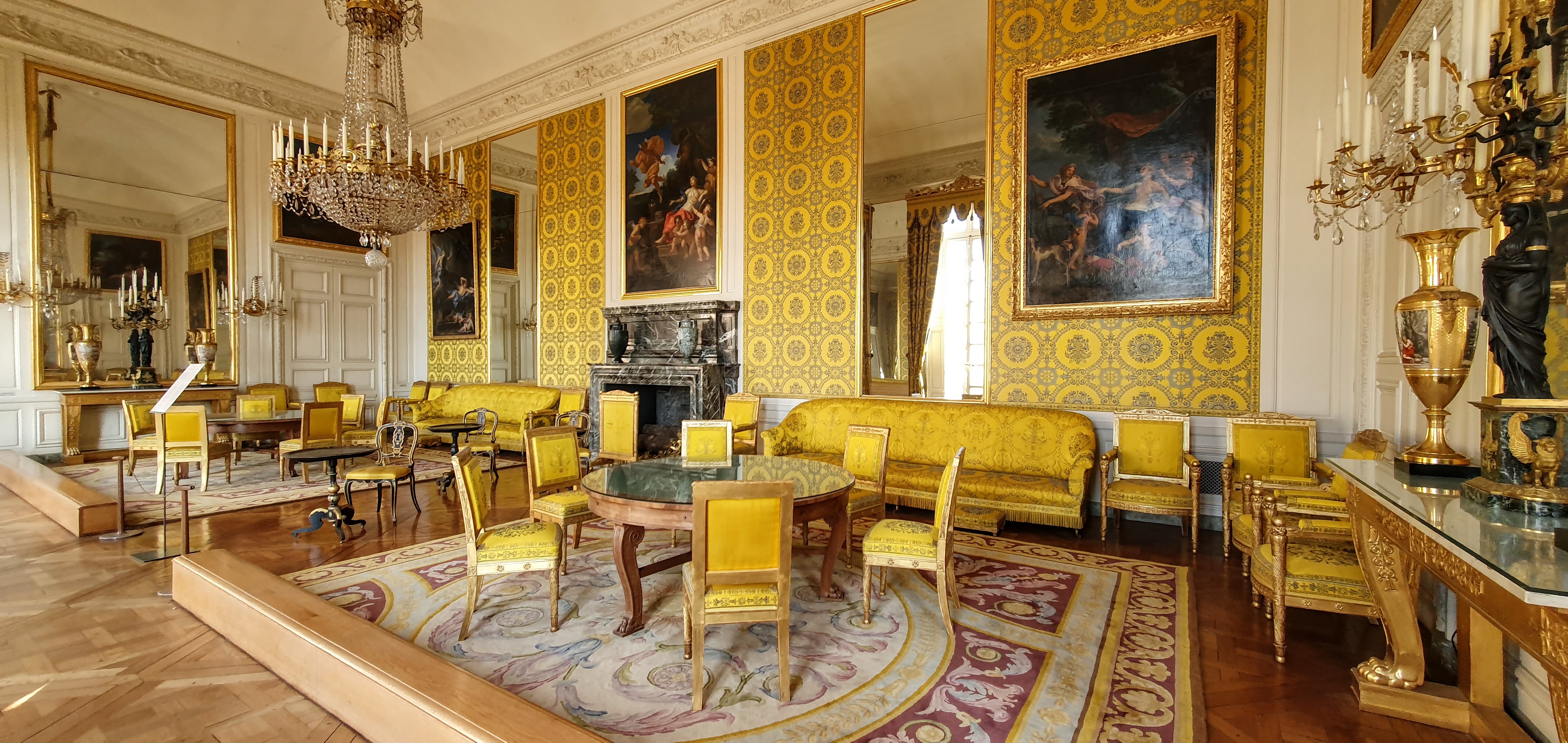 versailles20.jpg