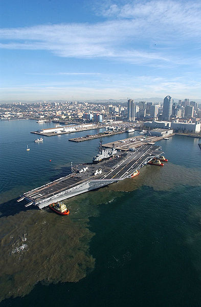 393px-USS_Midway_(CV-41)_decommissioned.jpg